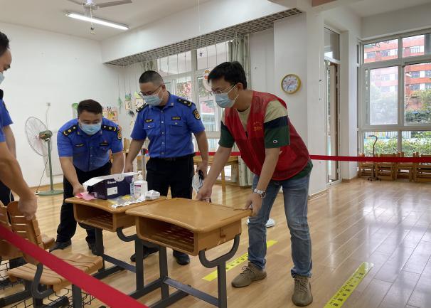 燕子矶街道领导团队引领社区新发展潮流