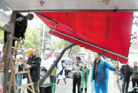 湘雅路街道最新动态报道