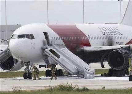 韩国起火客机原定飞往香港，航空安全与应急机制引发关注