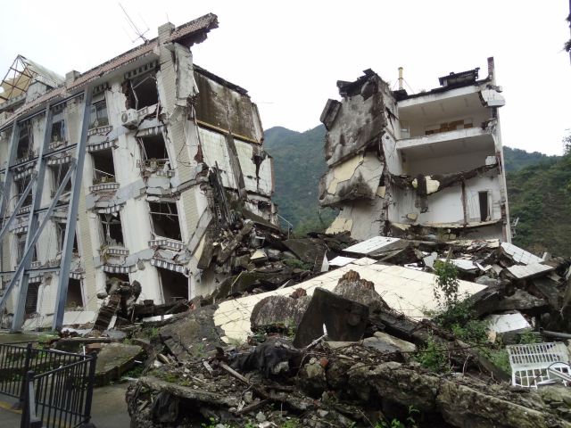 苹果高层地震